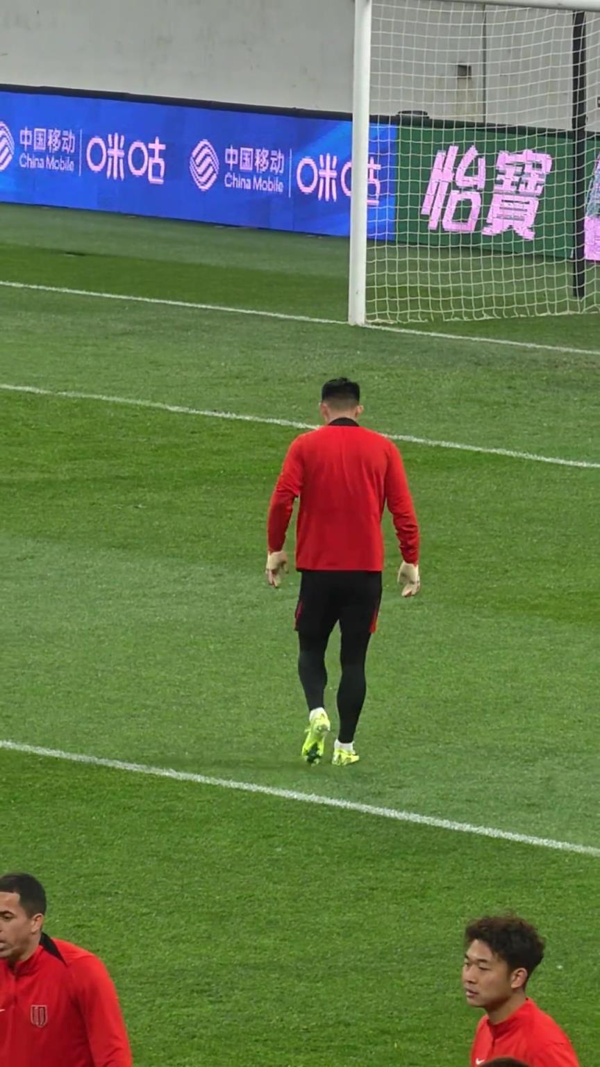 目前来看，今年成都蓉城的最佳引援是不是就是他？